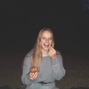 Meet your Posher, Leah